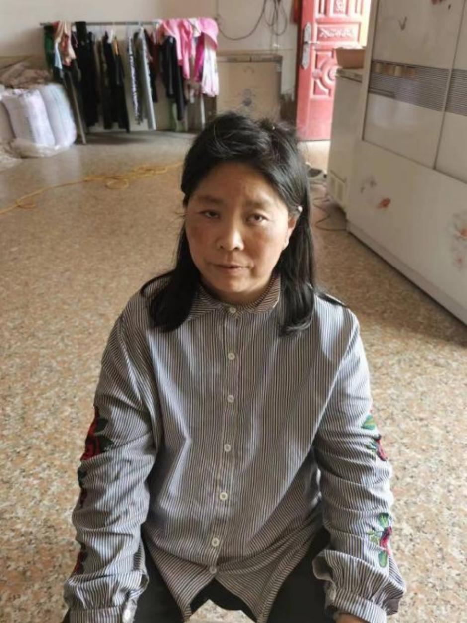 走失者照片 信阳寻亲：五旬女子被救助，高1米6...
