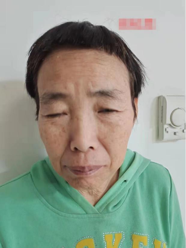 走失者照片 开封寻亲！五旬女子被救助，高1米5...