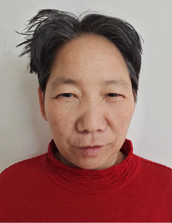 走失者照片 开封寻亲：六旬老太被救助，高1米5...