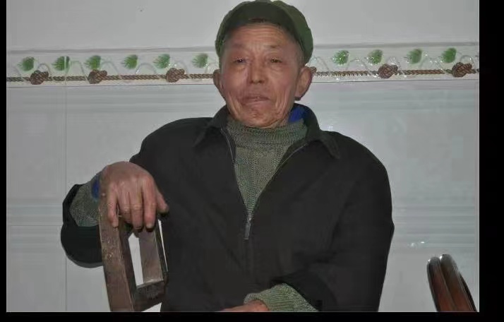 走失者照片 达州急寻：八旬老人走失，患阿尔茨海...