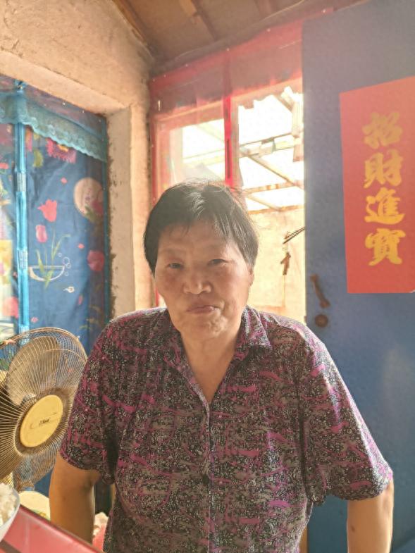 走失者照片 谁家老太太走丢了？六旬老太在泰州被...