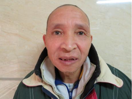 走失者照片 寻亲：五旬男子在广州被救助，自述叫...