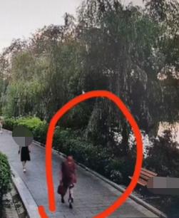 走失者照片 紧急寻人！铜陵六旬老太走失，穿花色...