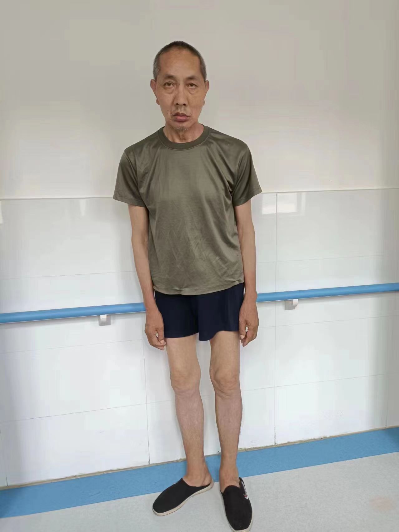 走失者照片 安庆寻亲：六点老人被救助多日，穿暗...
