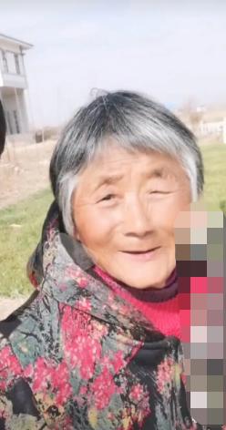 走失者照片 连云港急寻：八旬老太走失，穿花色衣...