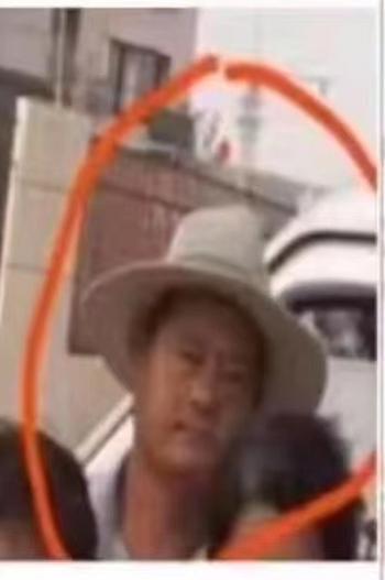 走失者照片 济南急寻：五旬男子失联，穿蓝色外套...