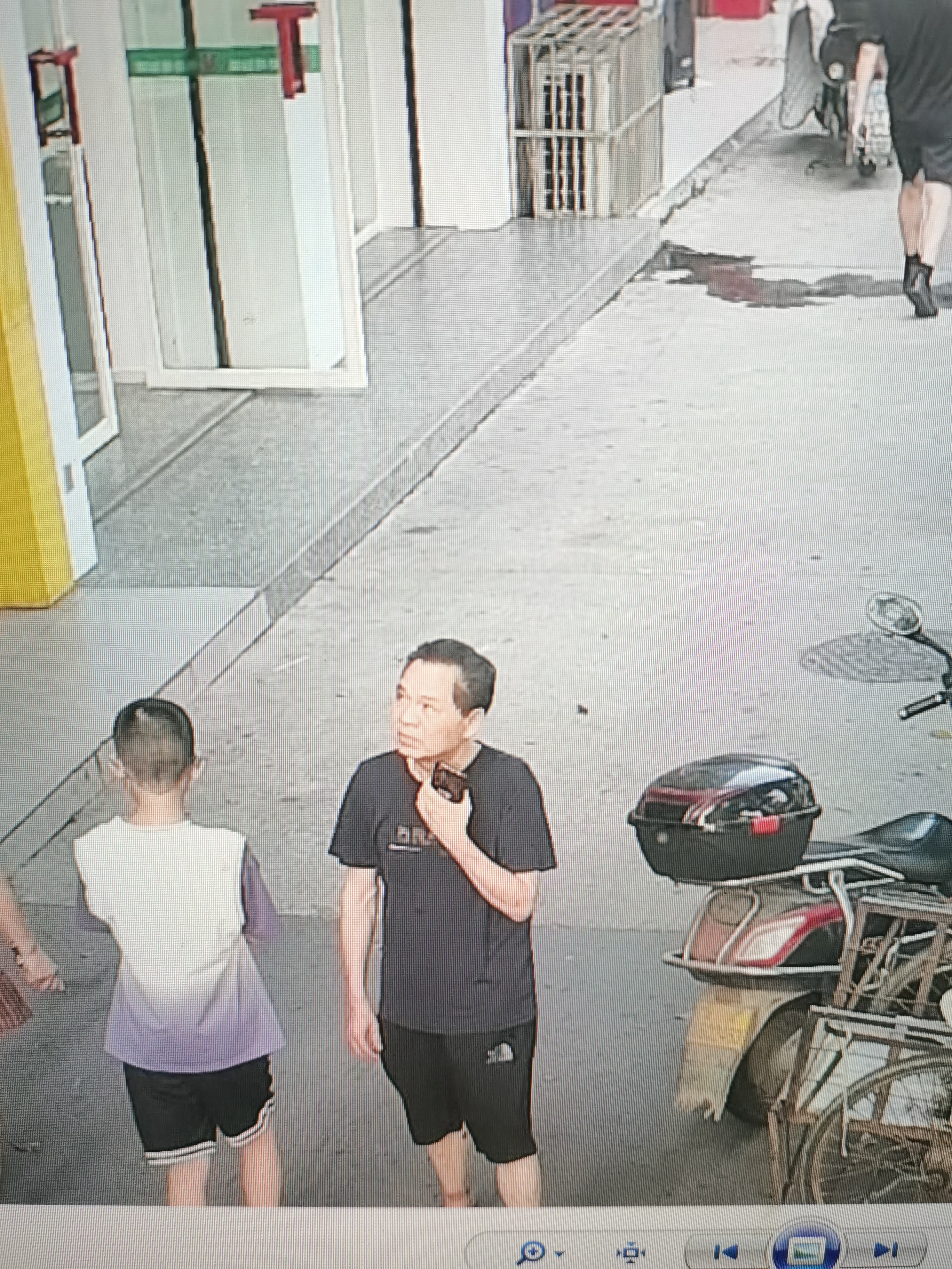 走失者照片 益阳市急寻：六旬老人走失，穿黑色上...