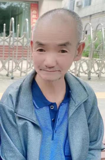 走失者照片 商洛急寻！七旬老人走失，患脑梗后遗...