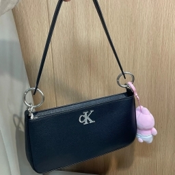 走失者照片 ck黑色手提包