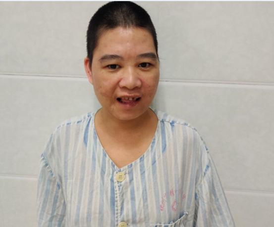 走失者照片 钦州寻亲：青年女子被救助数年，高1...