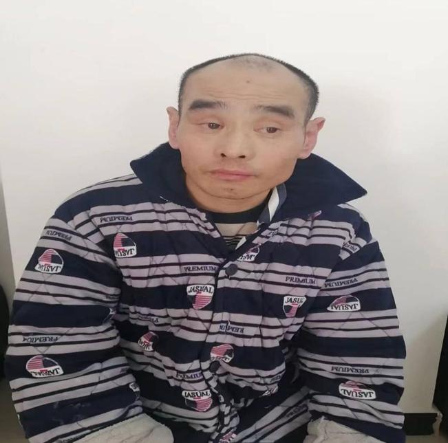 走失者照片 毕节寻亲：五旬男子被救助，自述叫小...