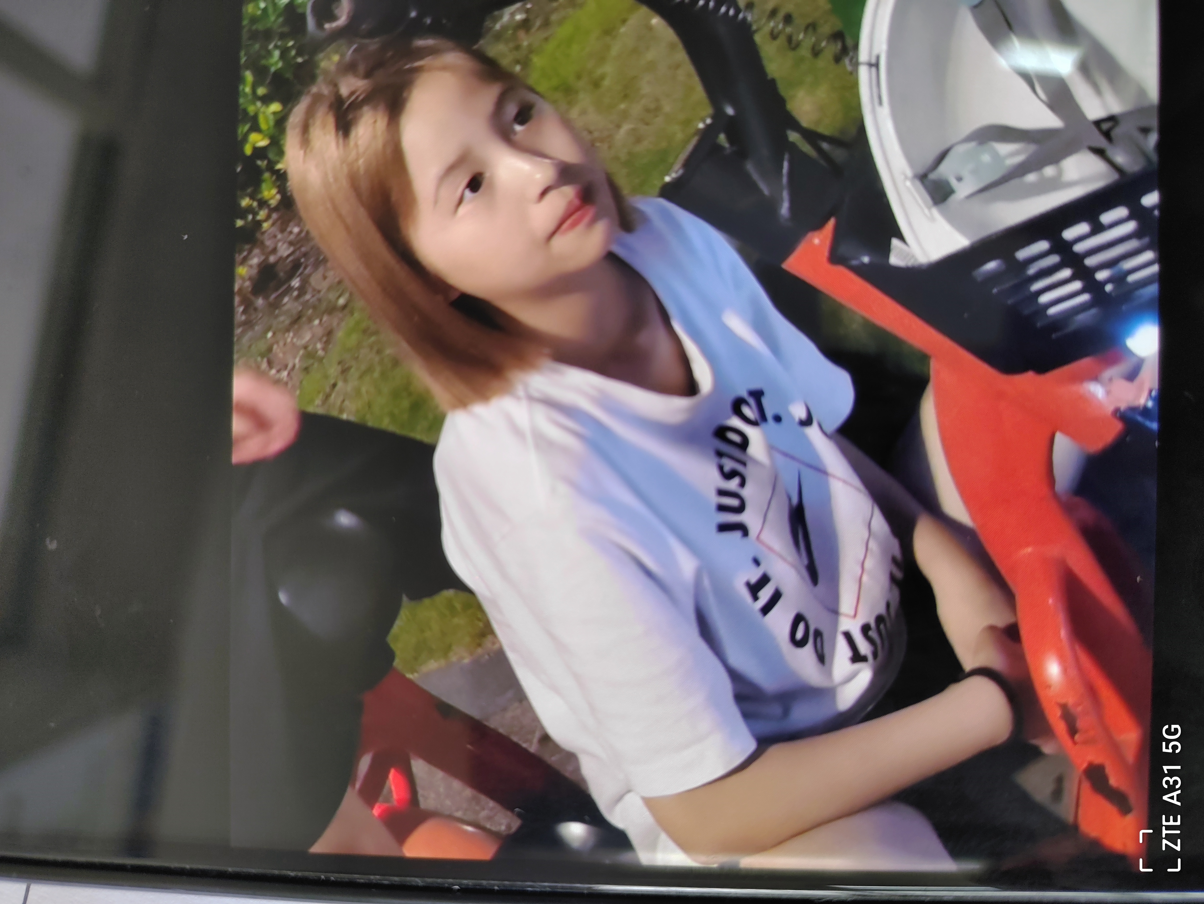 走失者照片 黔东南凯里急寻：14岁女孩失联，穿...