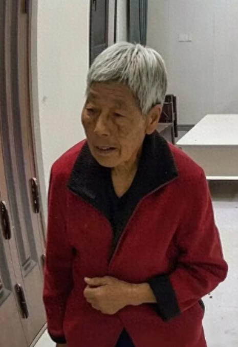 走失者照片 周口寻人：七旬老太走失，患阿尔茨海...