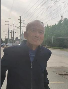 走失者照片 阜阳急寻：七旬老人走失，穿黑色衣裤...