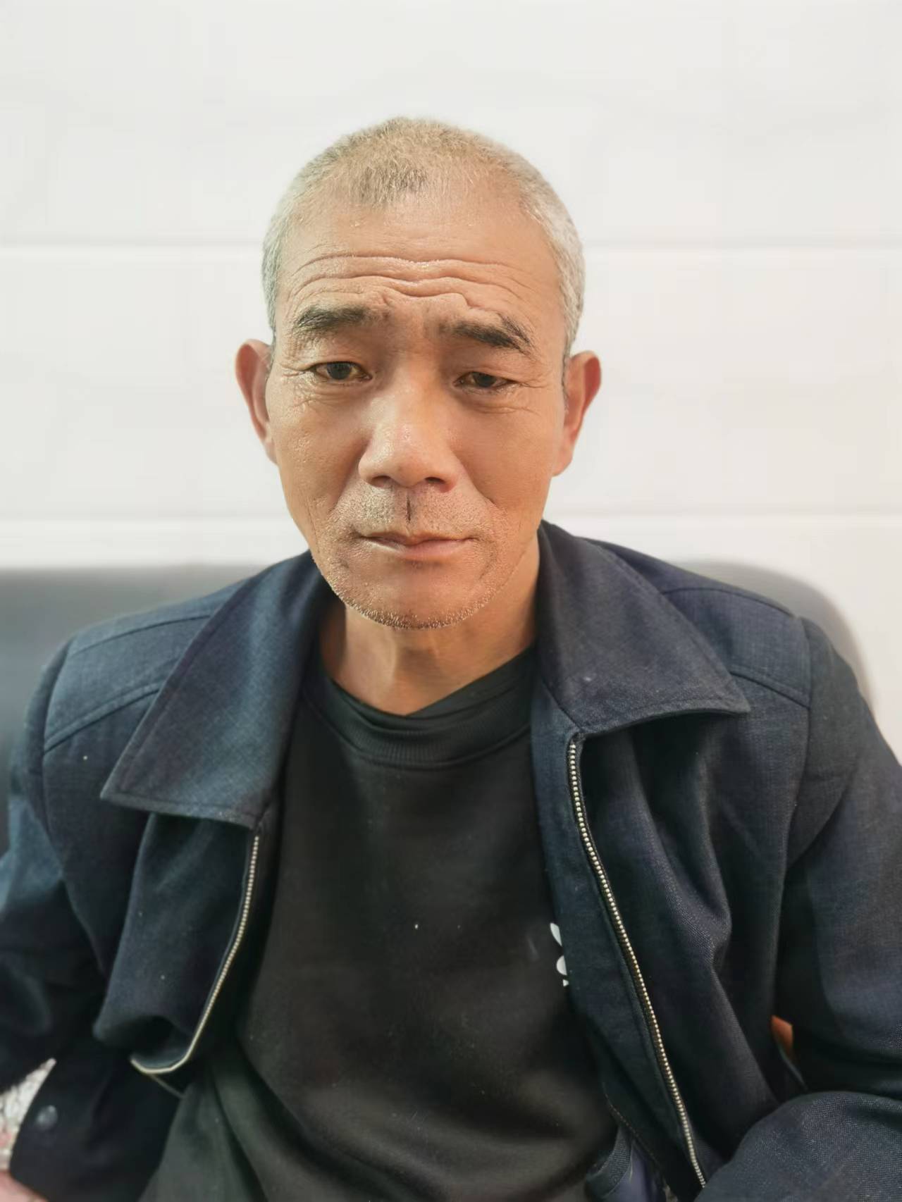 走失者照片 黔南州寻亲：六旬老人被救助，系聋哑...