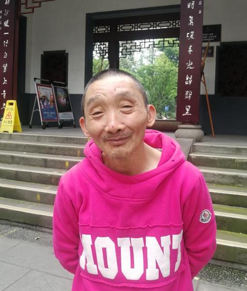 走失者照片 成都急寻：六旬老人走失月余，精神异...