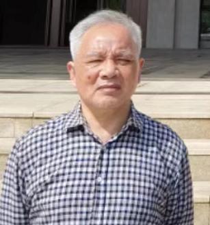 走失者照片 萍乡急寻：六旬老人走失，穿白色条纹...