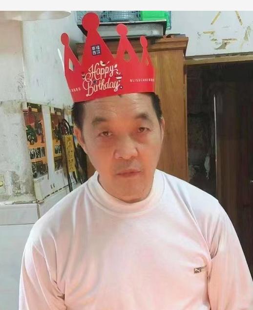 走失者照片 重庆急寻！六旬老人走失，患阿尔茨海...