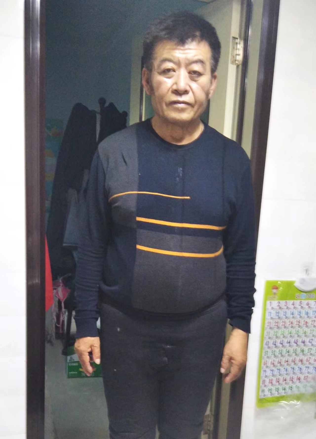 走失者照片 张家口急寻：六旬老人走失，穿黑色呢...