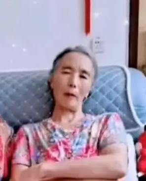 走失者照片 平顶山急寻！七旬老太走失，患脑梗，...