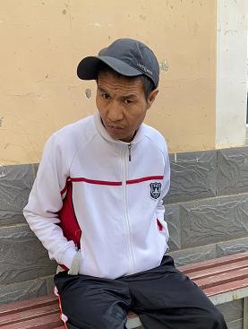 走失者照片 玉树州玉树市寻亲：中年男子被救助，...