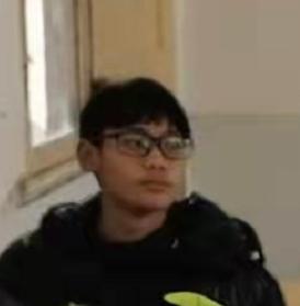 走失者照片 淮南急寻：初三男生失联，戴眼镜，穿...