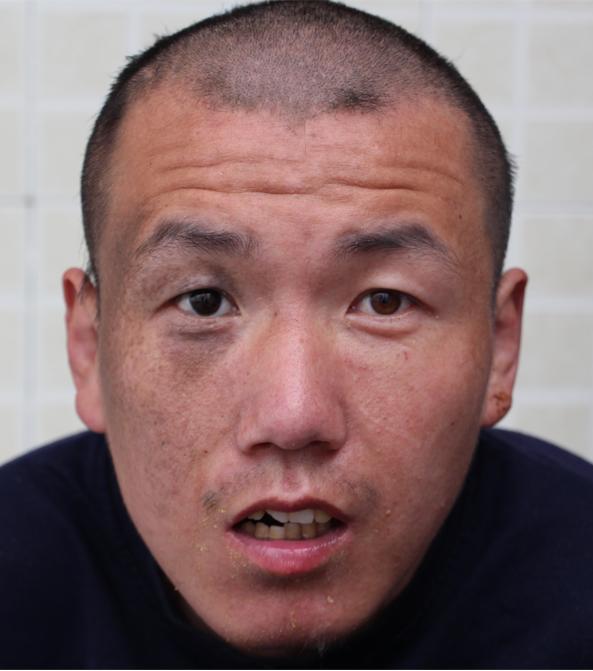 走失者照片 帮他回家：临沂青年男子被救助多年，...