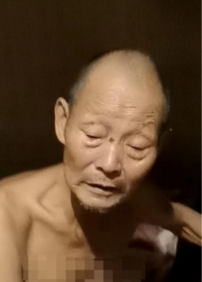 走失者照片 宜宾市寻人：八旬老人走失，穿黑色保...