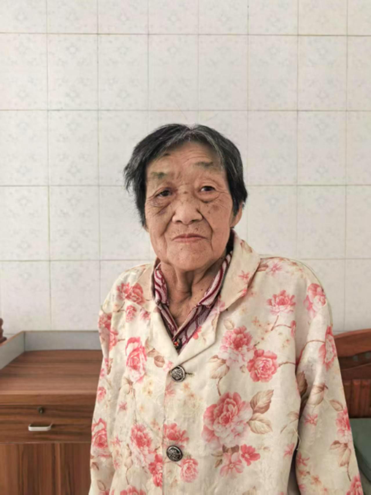 走失者照片 海口市寻亲：七旬老太被救助，四川口...