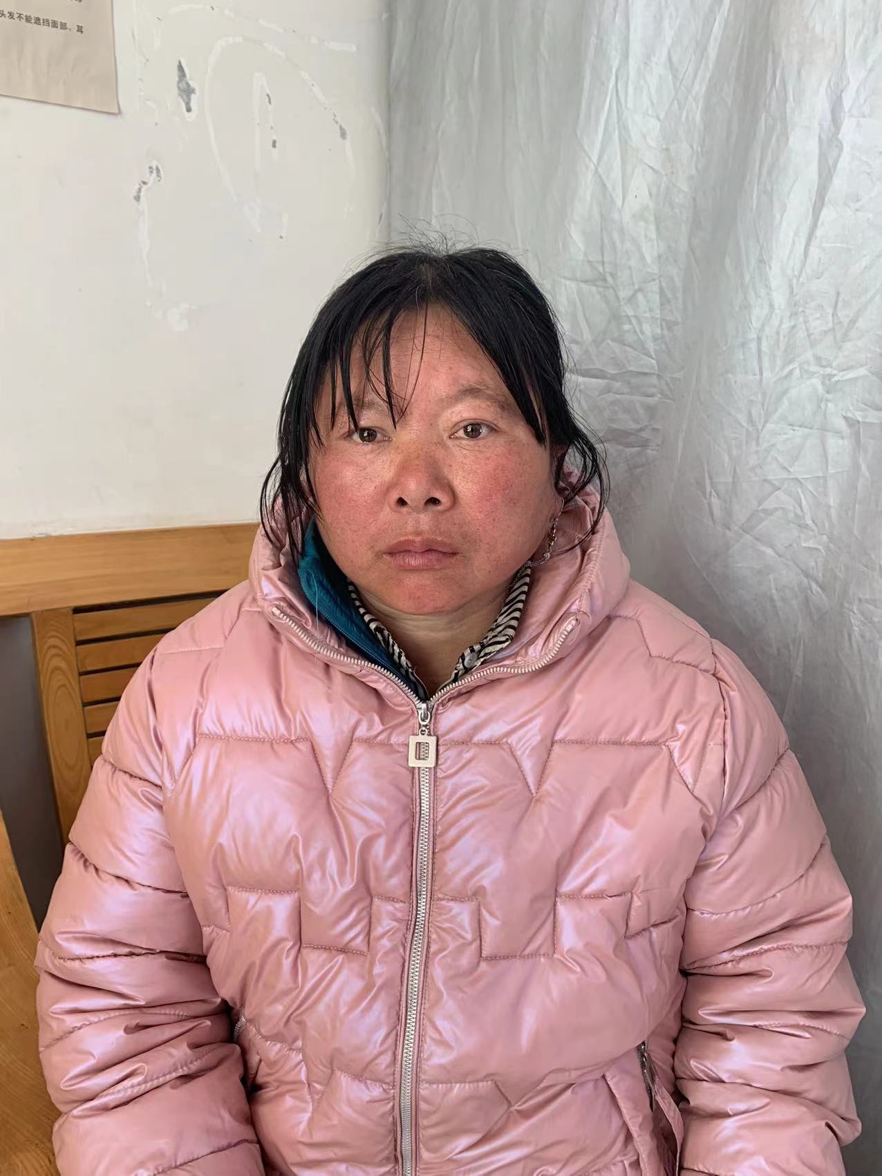 走失者照片 寻亲：保定五旬女子被救助，高1米5...