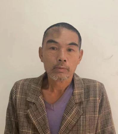 走失者照片 重庆寻亲：六旬老人被救助，右侧额头...