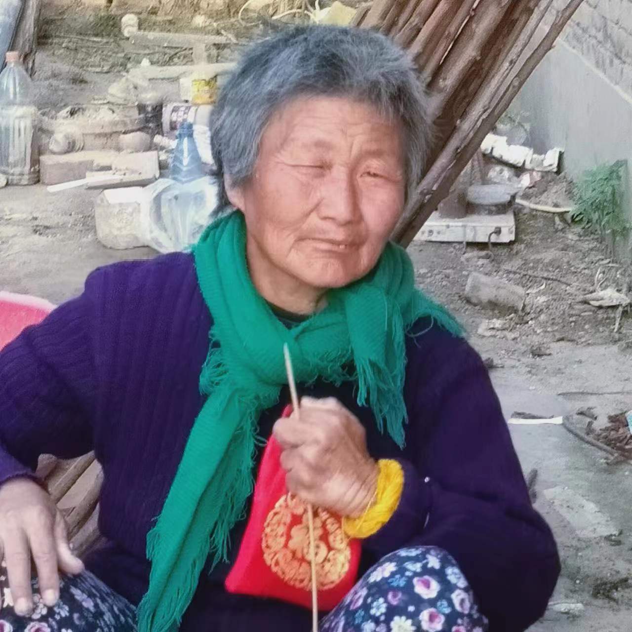 走失者照片 周口急寻：六旬老太走失，患精神障碍...