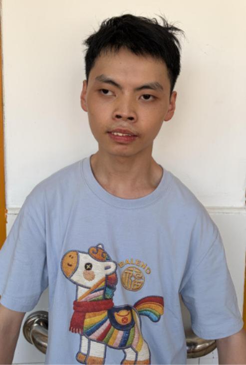 走失者照片 潮州市寻亲：青年男子被救助多年，患...