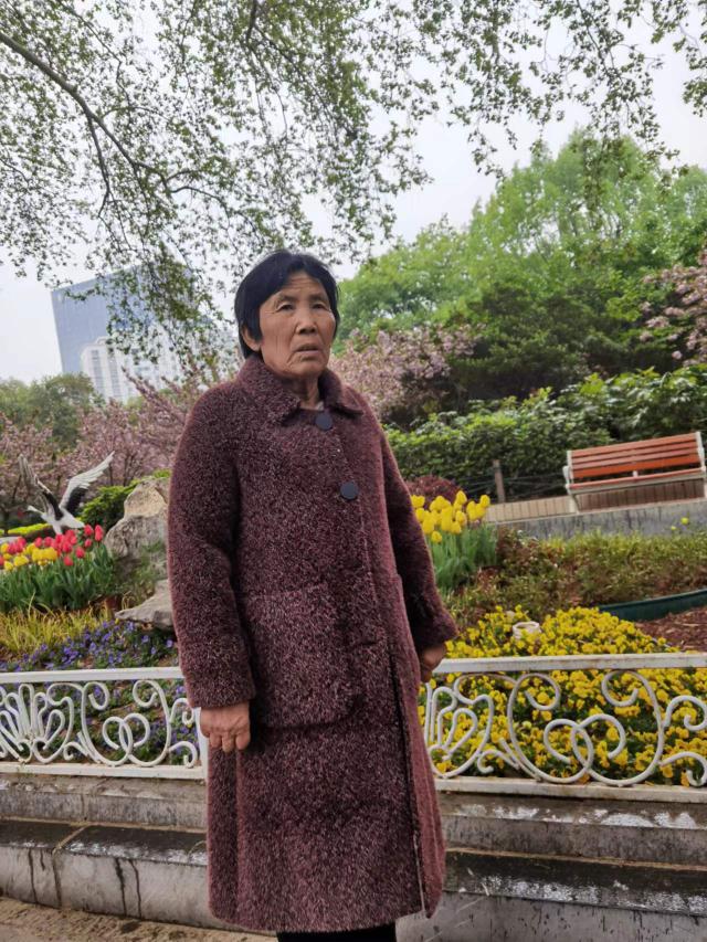 走失者照片 郑州寻人！新密六旬老太走失数日，穿...