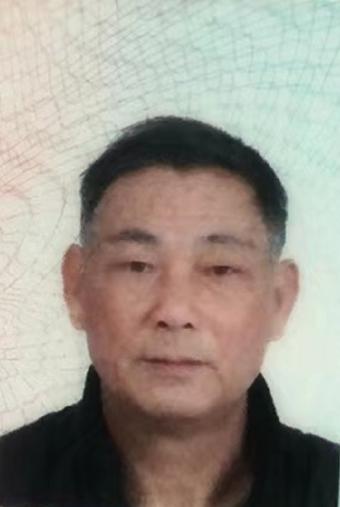 走失者照片 汕头急寻！六旬老人外出失联，穿灰色...