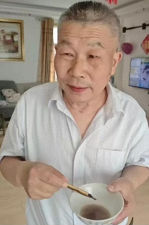 走失者照片 黄冈市寻人：六旬老人走失，患阿尔茨...