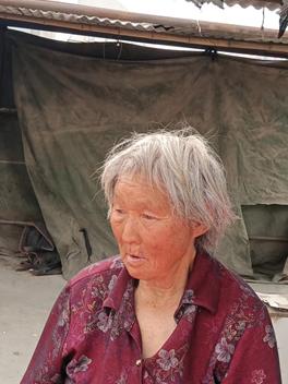 走失者照片 帮她回家：北京七旬老太被救助，聋哑...