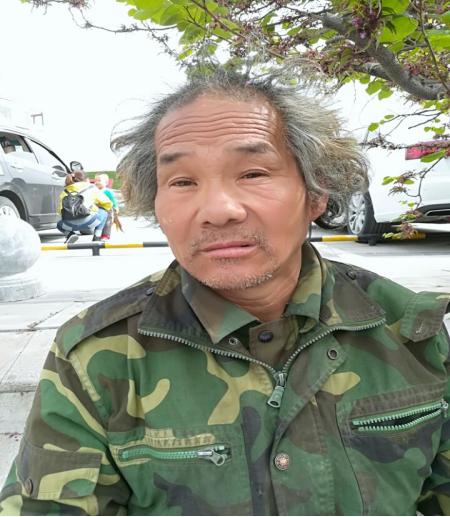 走失者照片 谁家老人走丢了？六旬老人在济宁被救...