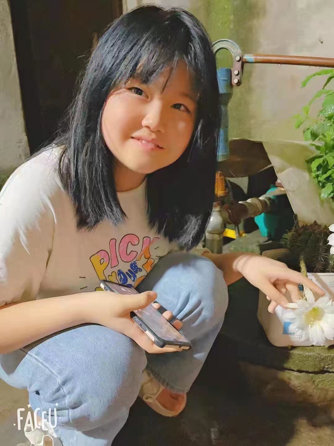 走失者照片 凉山州西昌急寻：12岁女孩失联多日...