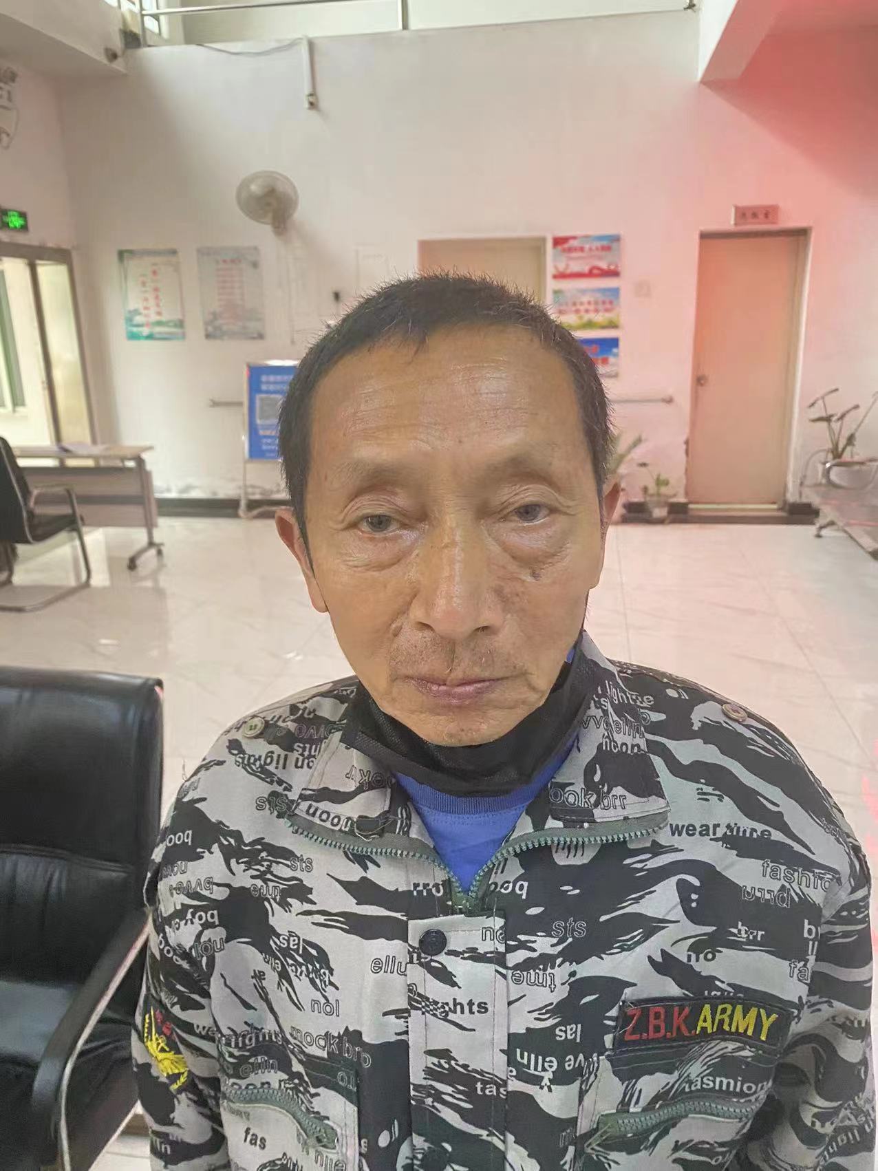 走失者照片 荆州寻亲：六旬老人被救助，自述叫刘...