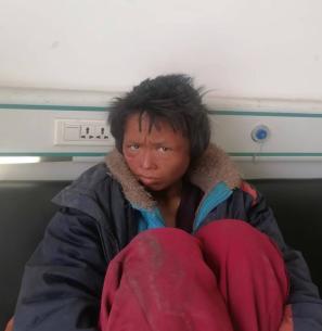 走失者照片 邯郸寻亲：中年女子被救助，穿蓝色上...