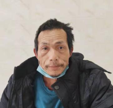 走失者照片 钦州寻亲：中年男子被救助，穿深色外...