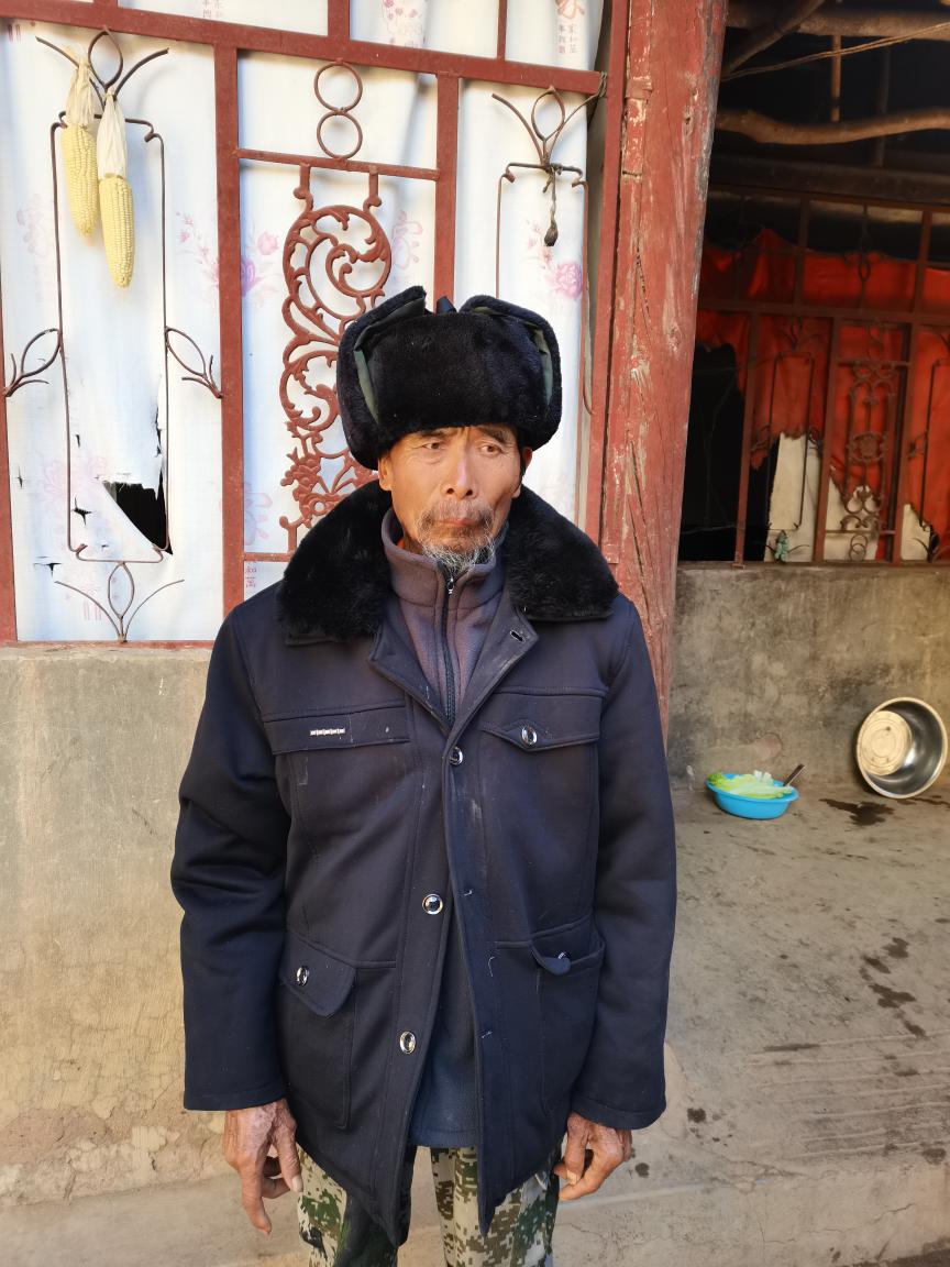 走失者照片 楚雄州寻人！六旬老人走失，戴雷锋帽...