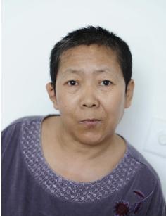 走失者照片 枣庄寻亲：中年女子被救助，高1米5...