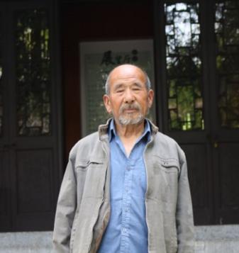 走失者照片 渭南急寻！七旬老人走失，穿棕色外套...