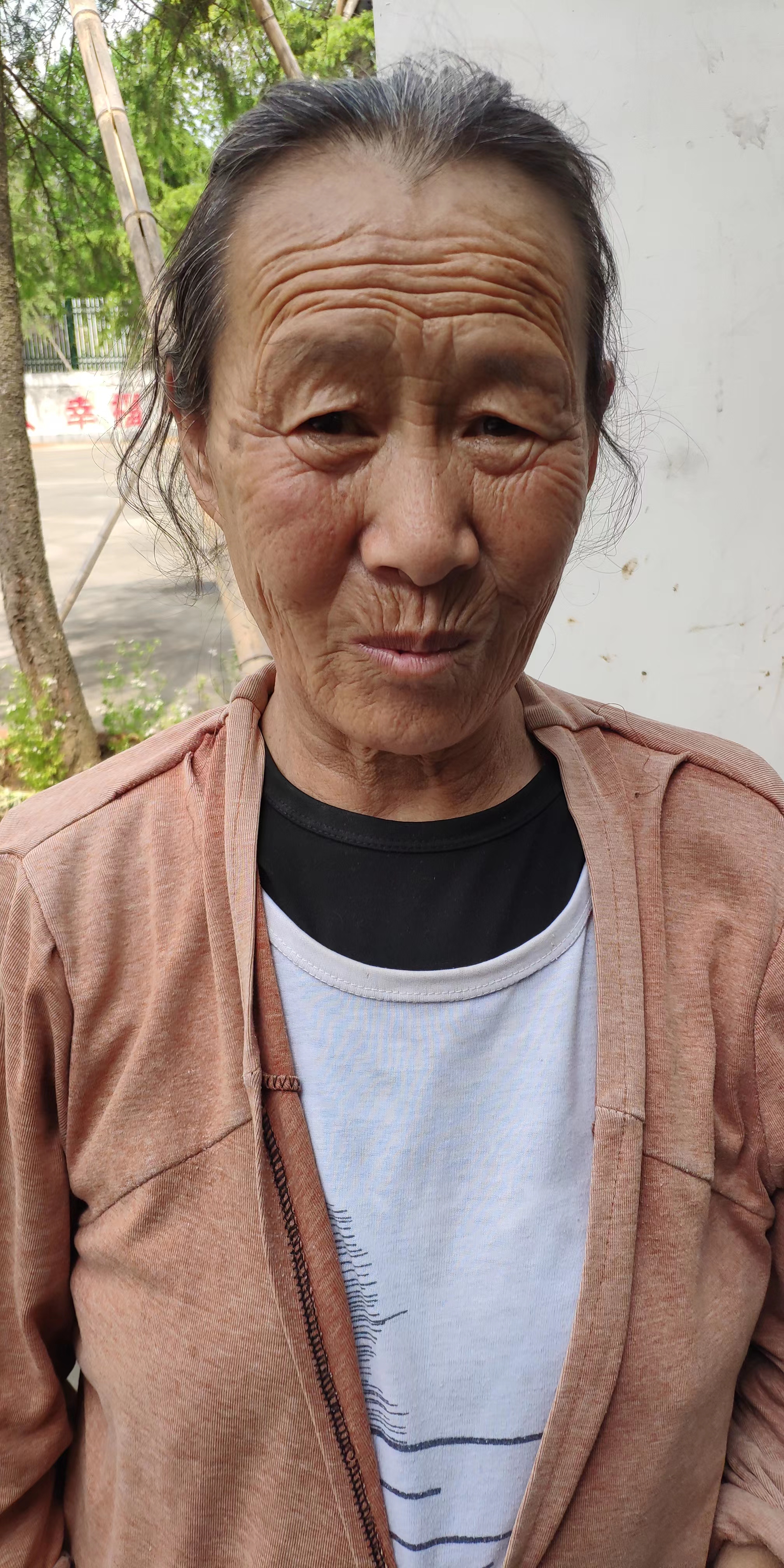 走失者照片 谁家老太走丢了？南阳七旬老太被救助...
