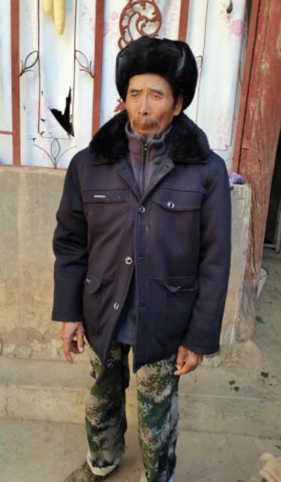 走失者照片 楚雄州寻人！六旬老人走失，戴雷锋帽...