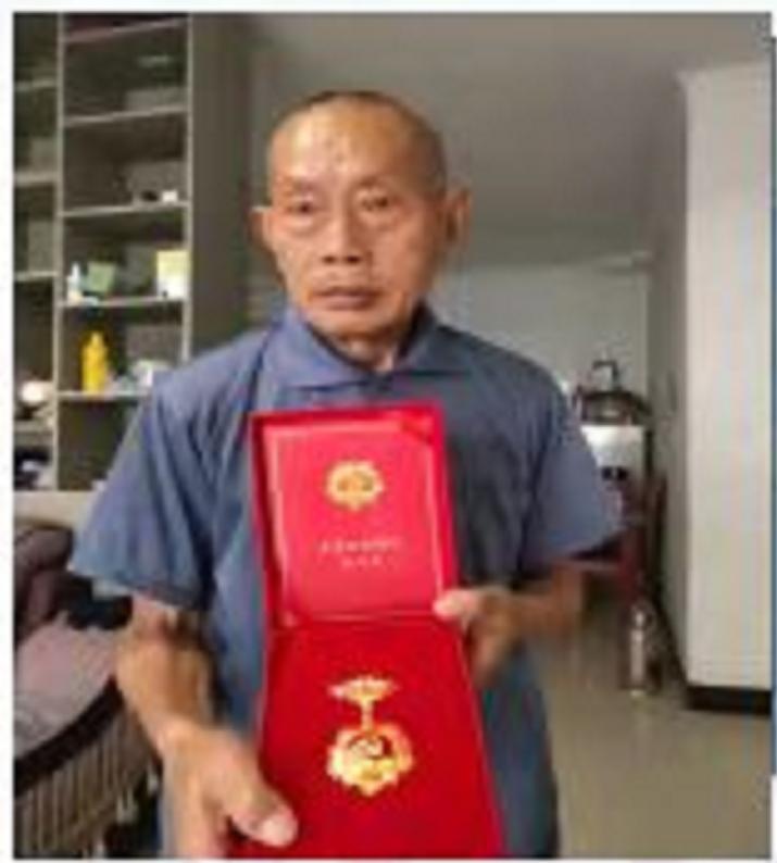 走失者照片 广安急寻：七旬老人走失，戴黑色雷锋...