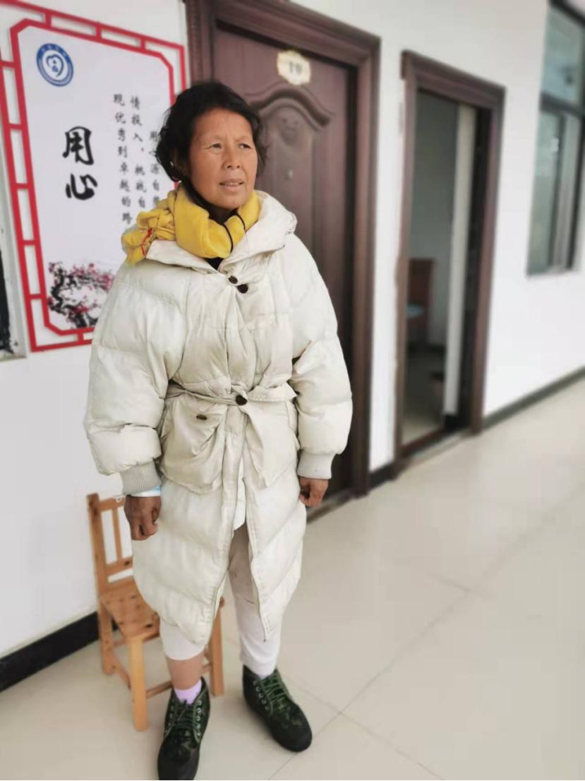 走失者照片 信阳寻亲：五旬女子被救助，自述叫张...