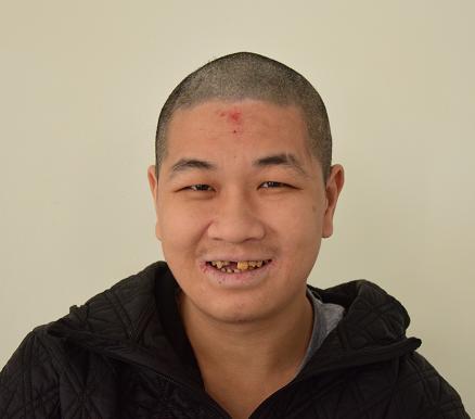 走失者照片 厦门寻亲：青年男子被救助，自述是江...